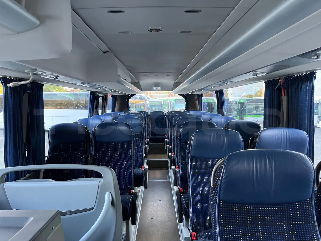 Irizar i6 13.35 - EUR6 - 330kW - 12.92m - reverse view middle aisle