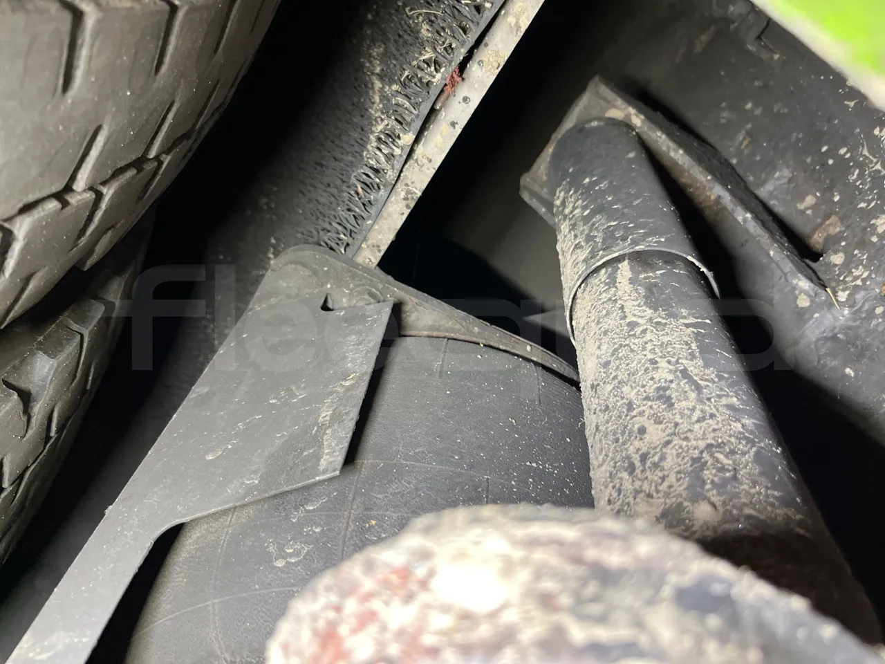 Irizar i6 13.35 - EUR6 - 330kW - 12.92m - axle 2 shock absorbers 2 left