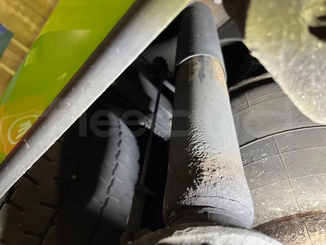 Irizar i6 13.35 - EUR6 - 330kW - 12.92m - axle 2 shock absorbers 1 right