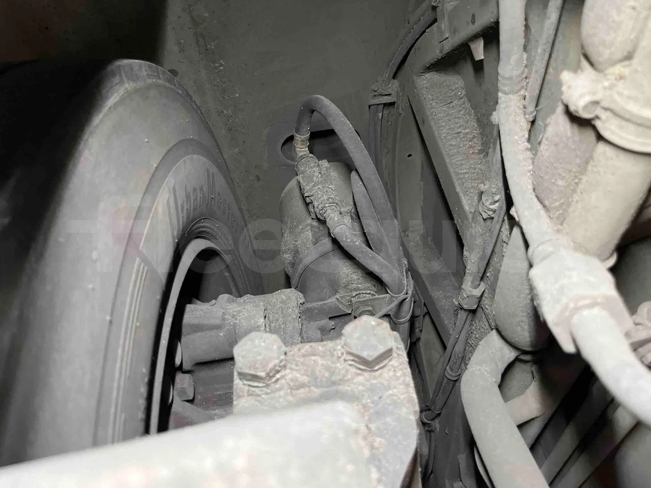 Mercedes-Benz Citaro G - Second Axle Caliper Brakes Left Side