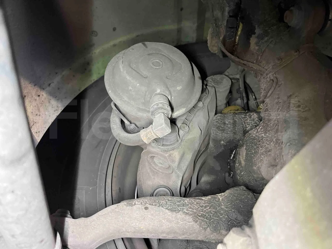 Mercedes-Benz Citaro G - First Axle Brake Calipers Right Side