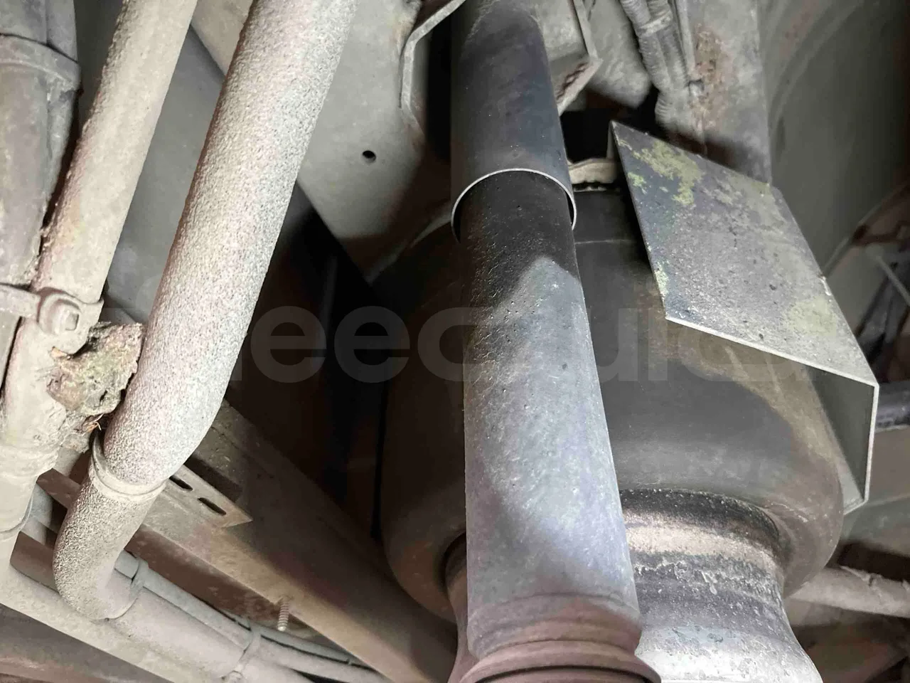 Mercedes-Benz Citaro G - Third Axle First Shock Absorbers Left Side