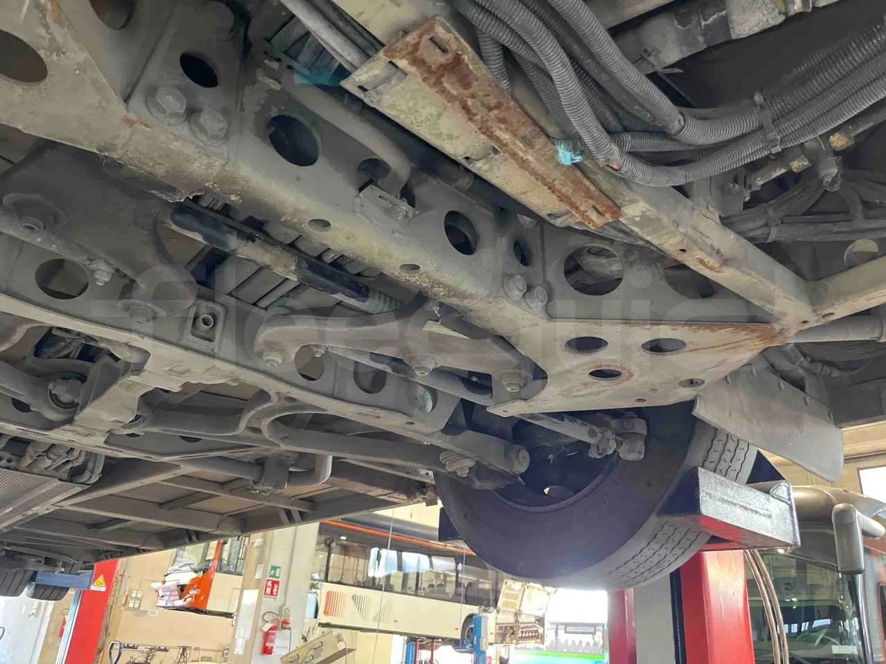 Mercedes-Benz Citaro G - First Axle Left Side