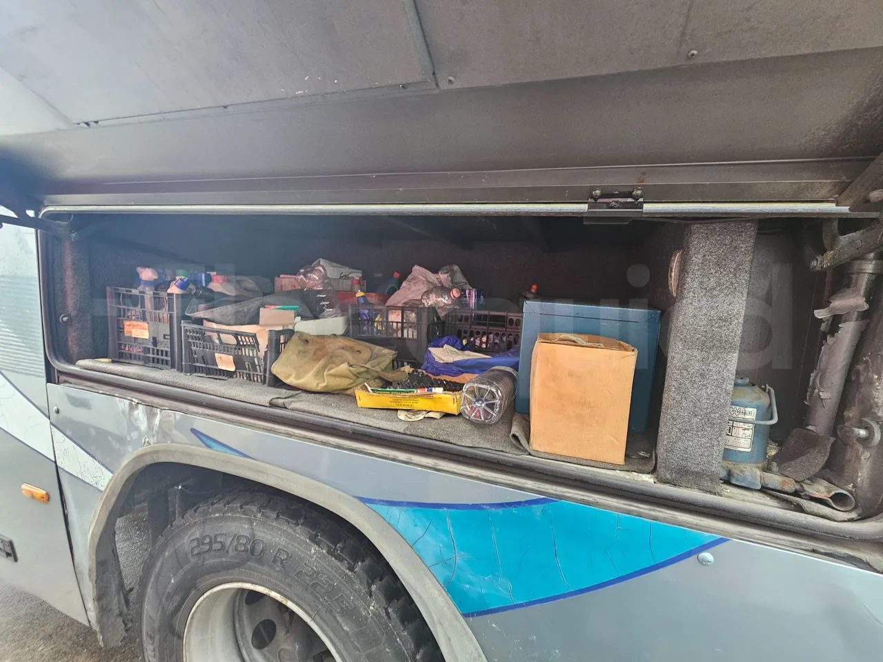 Scania Irizar K124EB / Euro 3 - 309 Kw - 12 Mt - jack and driver keys