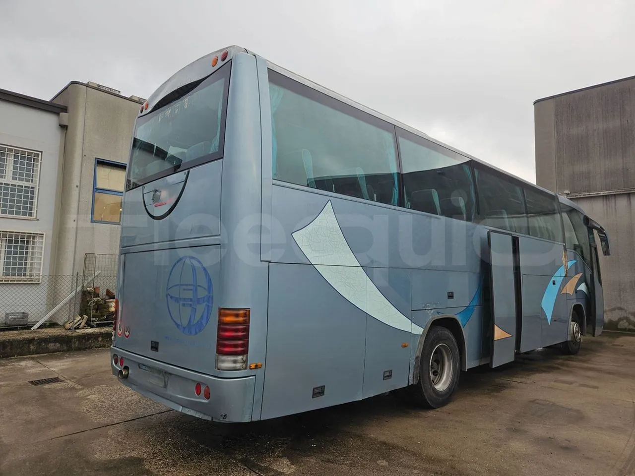 Scania Irizar K124EB / Euro 3 - 309 Kw - 12 Mt - 3/4 right rear doors open