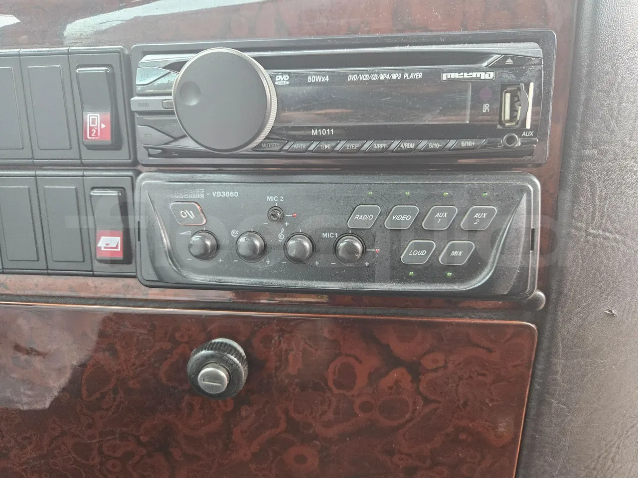 Scania Irizar K124EB / Euro 3 - 309 Kw - 12 Mt - radio accessories photo