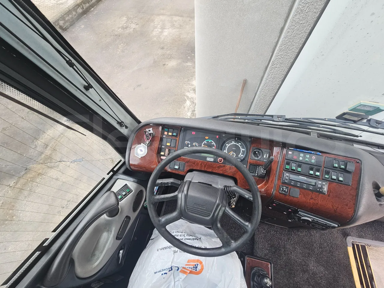 Scania Irizar K124EB / Euro 3 - 309 Kw - 12 Mt - buttons panels on