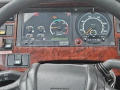 Scania Irizar K124EB / Euro 3 - 309 Kw - 12 Mt - dashboard lights on