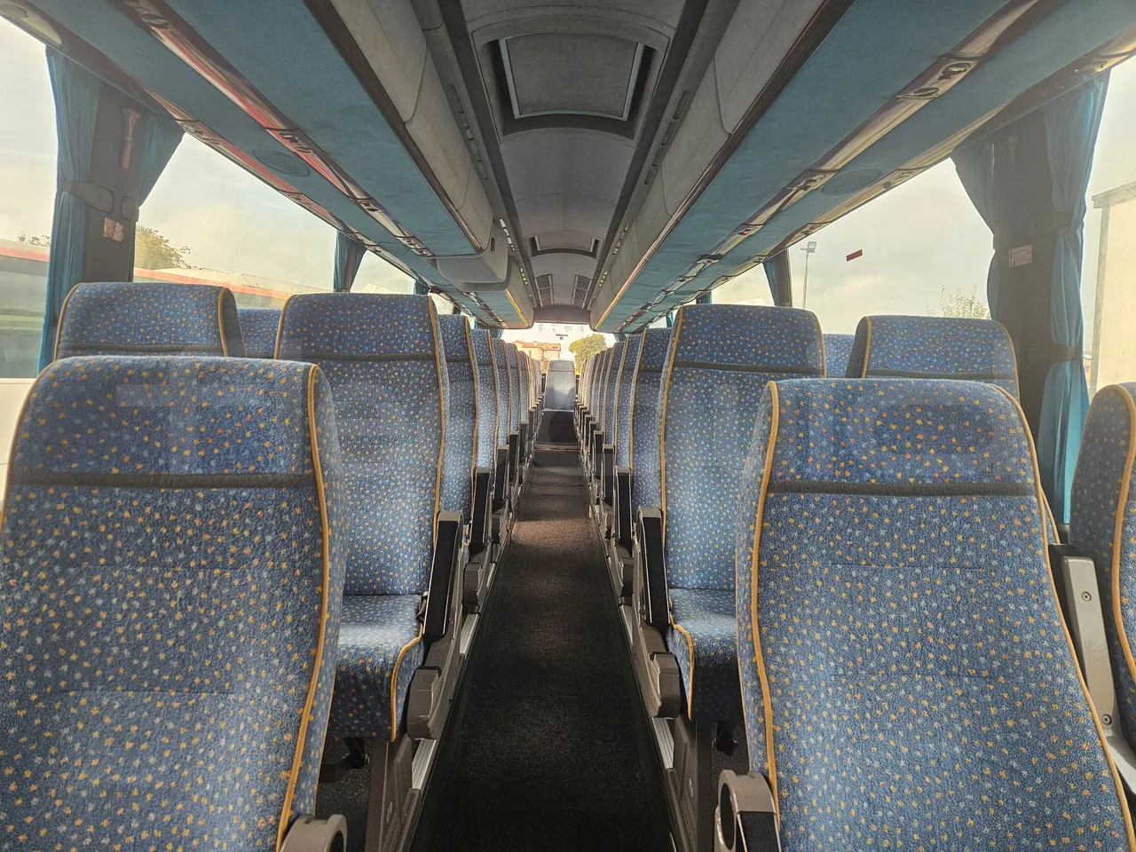 Scania Irizar K124EB / Euro 3 - 309 Kw - 12 Mt - interior reverse seats driver height