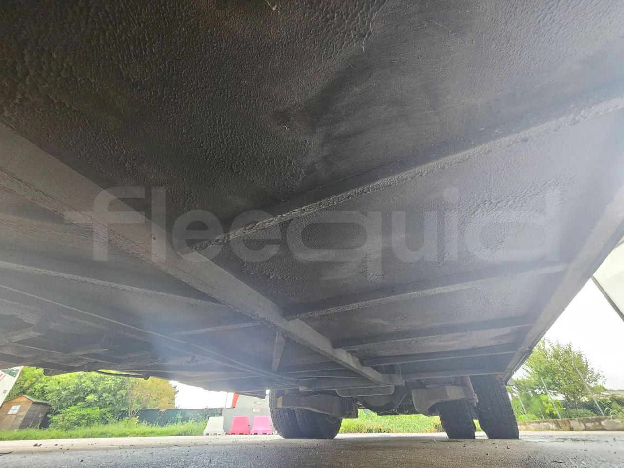 Scania Irizar K124EB / Euro 3 - 309 Kw - 12 Mt - central undercarriage photo