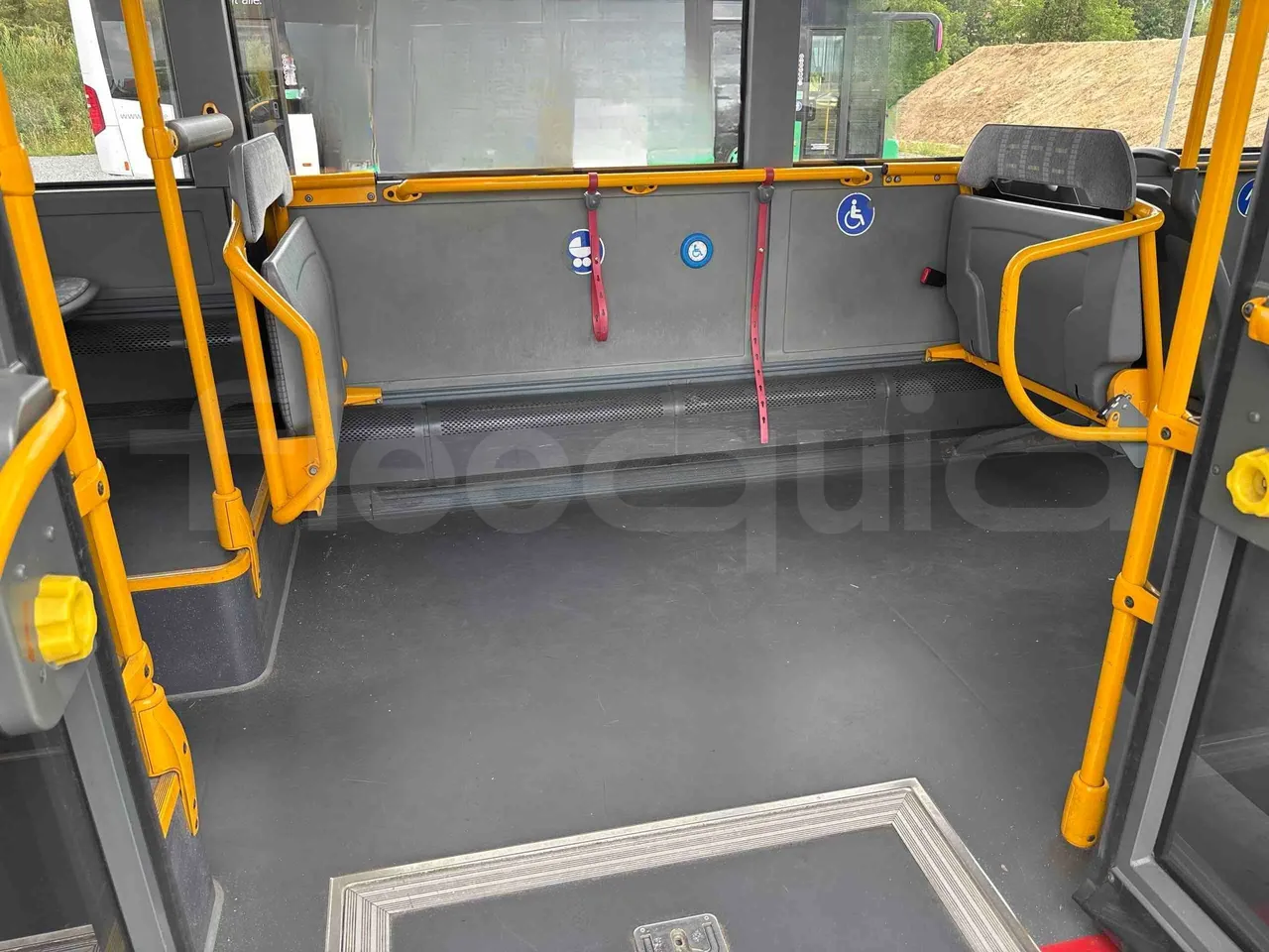 Mercedes-Benz Citaro - disabled area photo