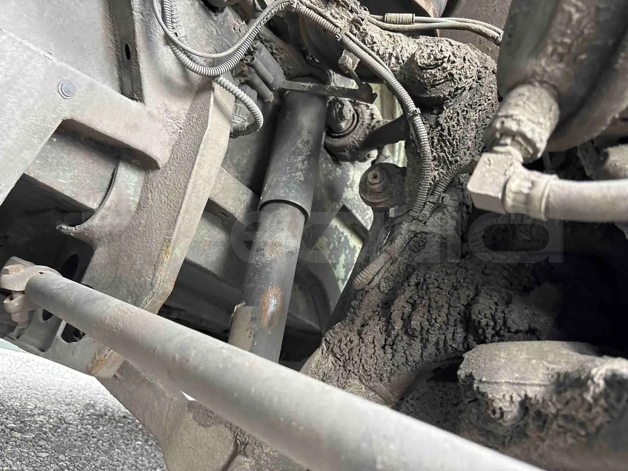 Mercedes-Benz Citaro - front shock absorbers left