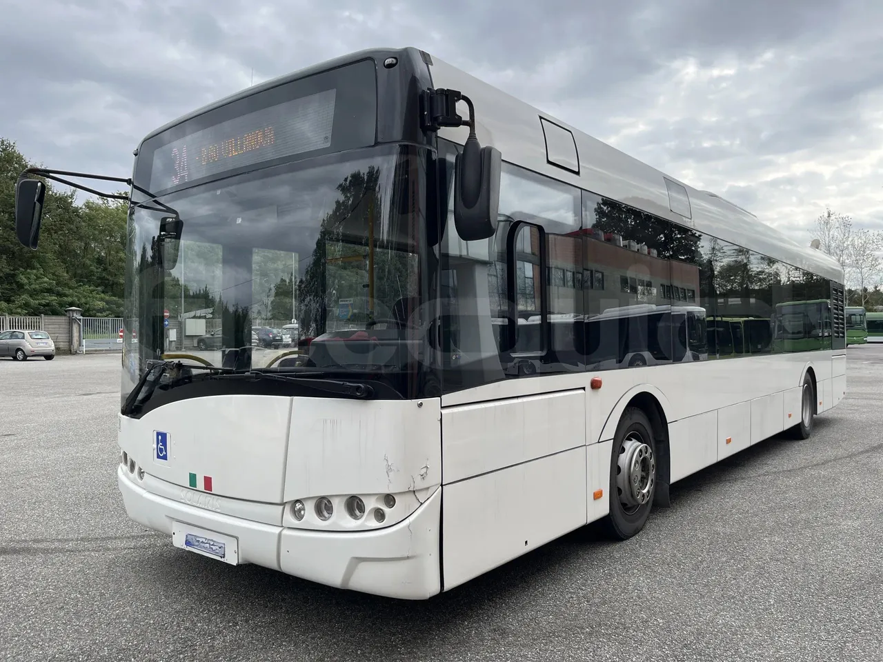 Solaris Urbino - 3/4 left rear side