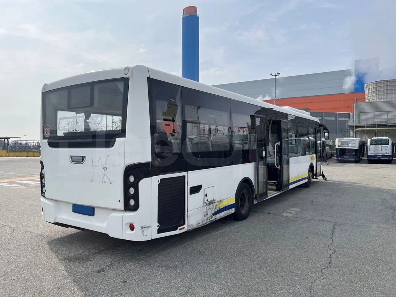 Vdl Citea LLE-120/255 405E1 - Euro6 - 182kW - 11.980mt - 3/4 right rear doors closed