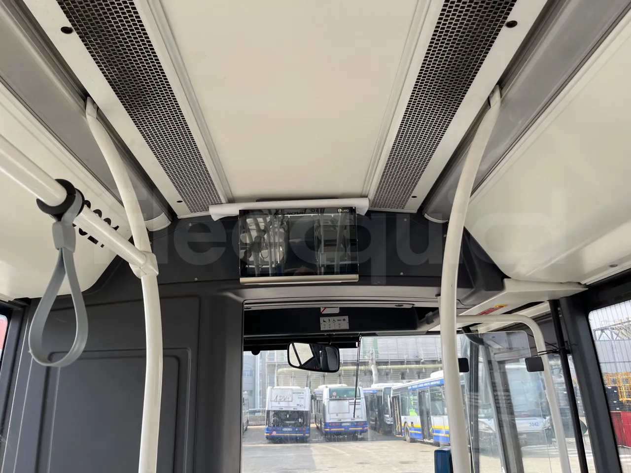 Vdl Citea LLE-120/255 405E1 - Euro6 - 182kW - 11.980mt - usb charging detail