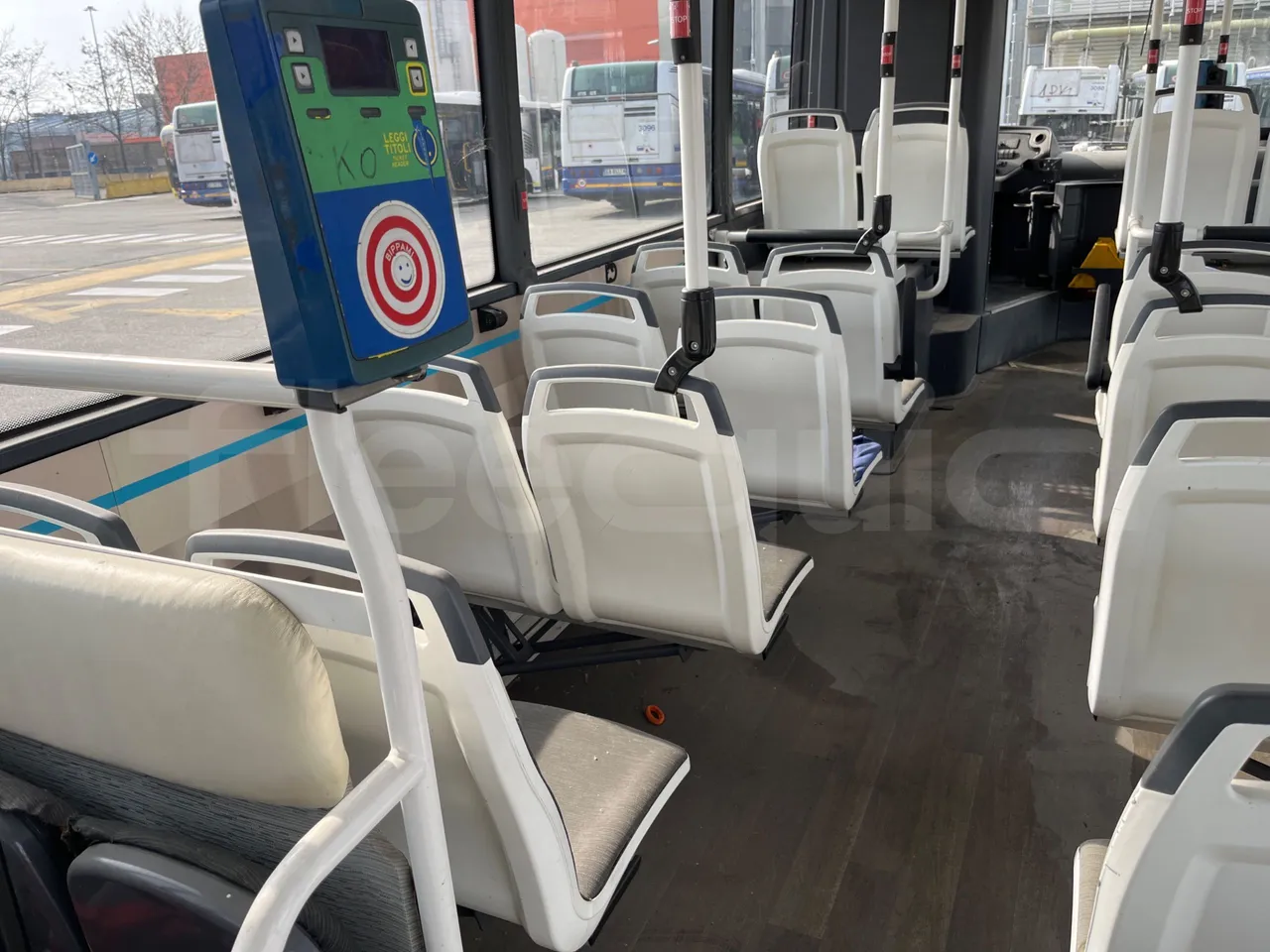 Vdl Citea LLE-120/255 405E1 - Euro6 - 182kW - 11.980mt - forward view middle aisle