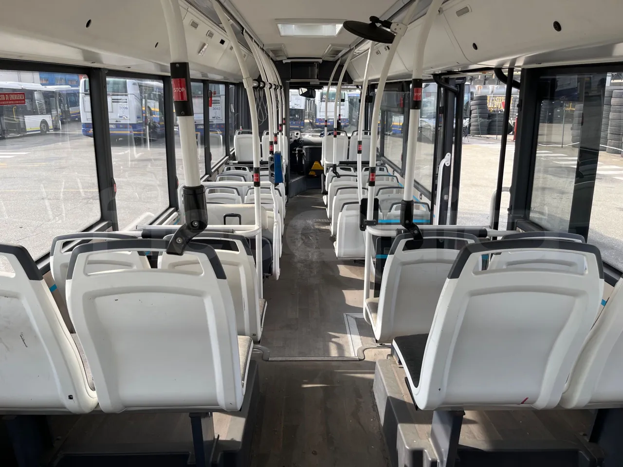 Vdl Citea LLE-120/255 405E1 - Euro6 - 182kW - 11.980mt - forward view all seats last row height