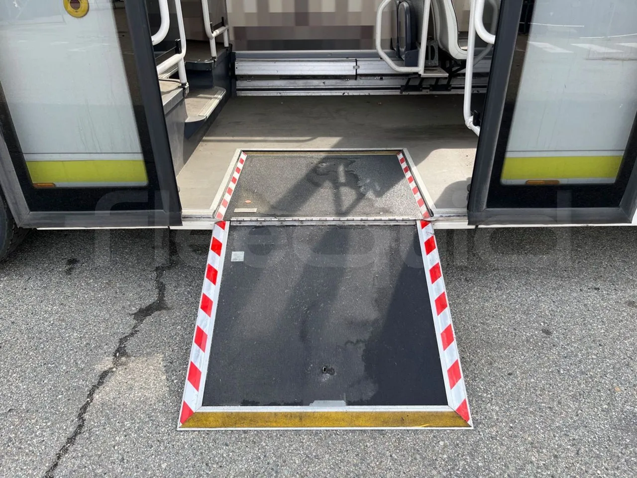 Vdl Citea LLE-120/255 405E1 - Euro6 - 182kW - 11.980mt - platform open photo