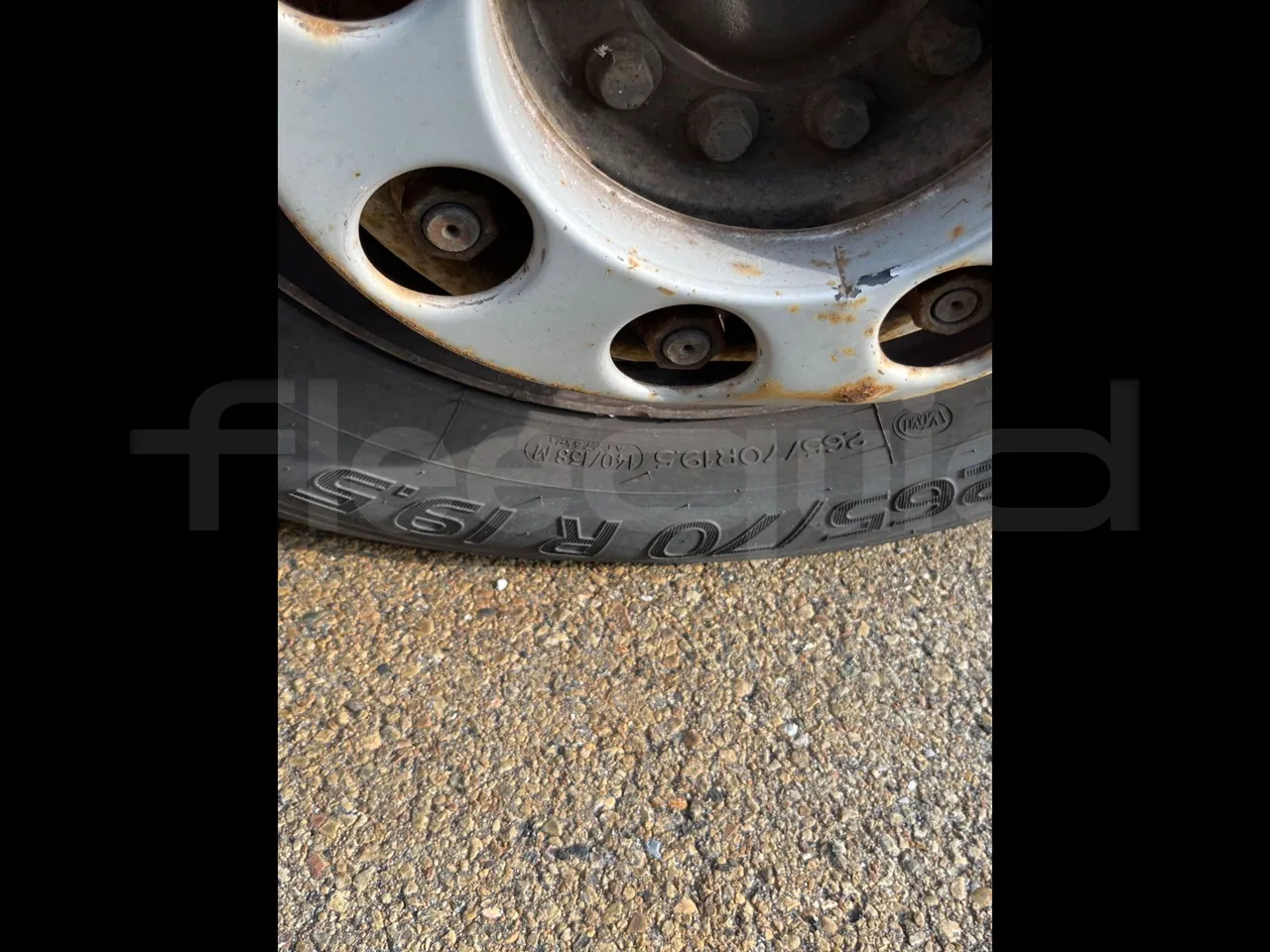 Vdl Citea LLE-120/255 405E1 - Euro6 - 182kW - 11.980mt - front left tire measurements