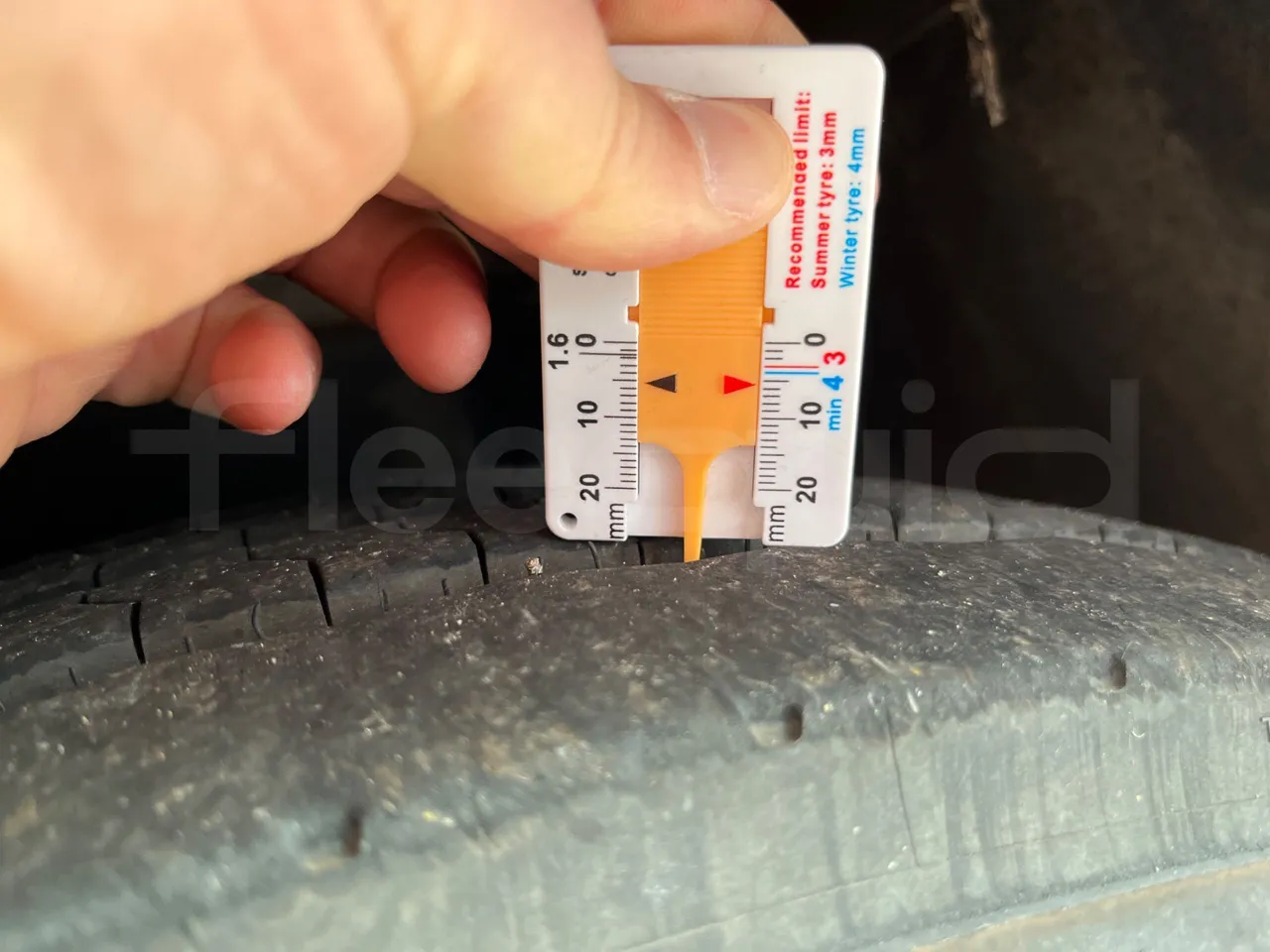 Vdl Citea LLE-120/255 405E1 - Euro6 - 182kW - 11.980mt - rear left tire photo