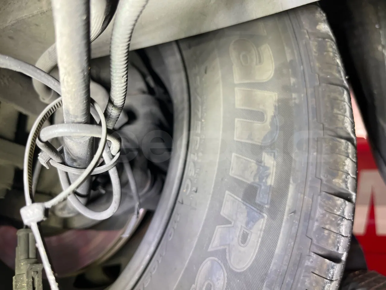 Iveco Daily A50C - EUR3 - 107kW - 6.948m - rear left tire photo