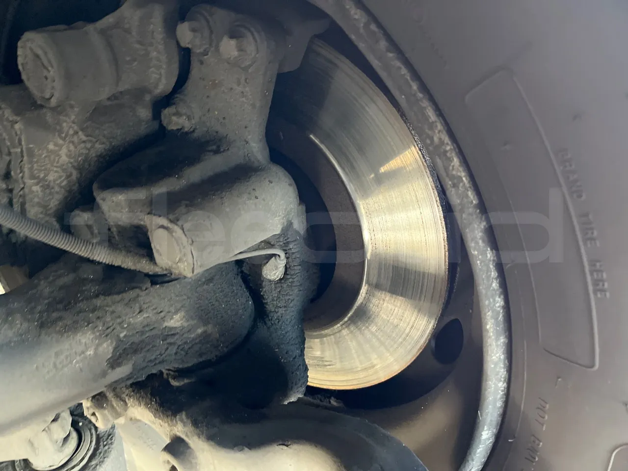 Neoplan N2216 N2216/3 - EUR4 - 324kW - 13.800m - front discs left