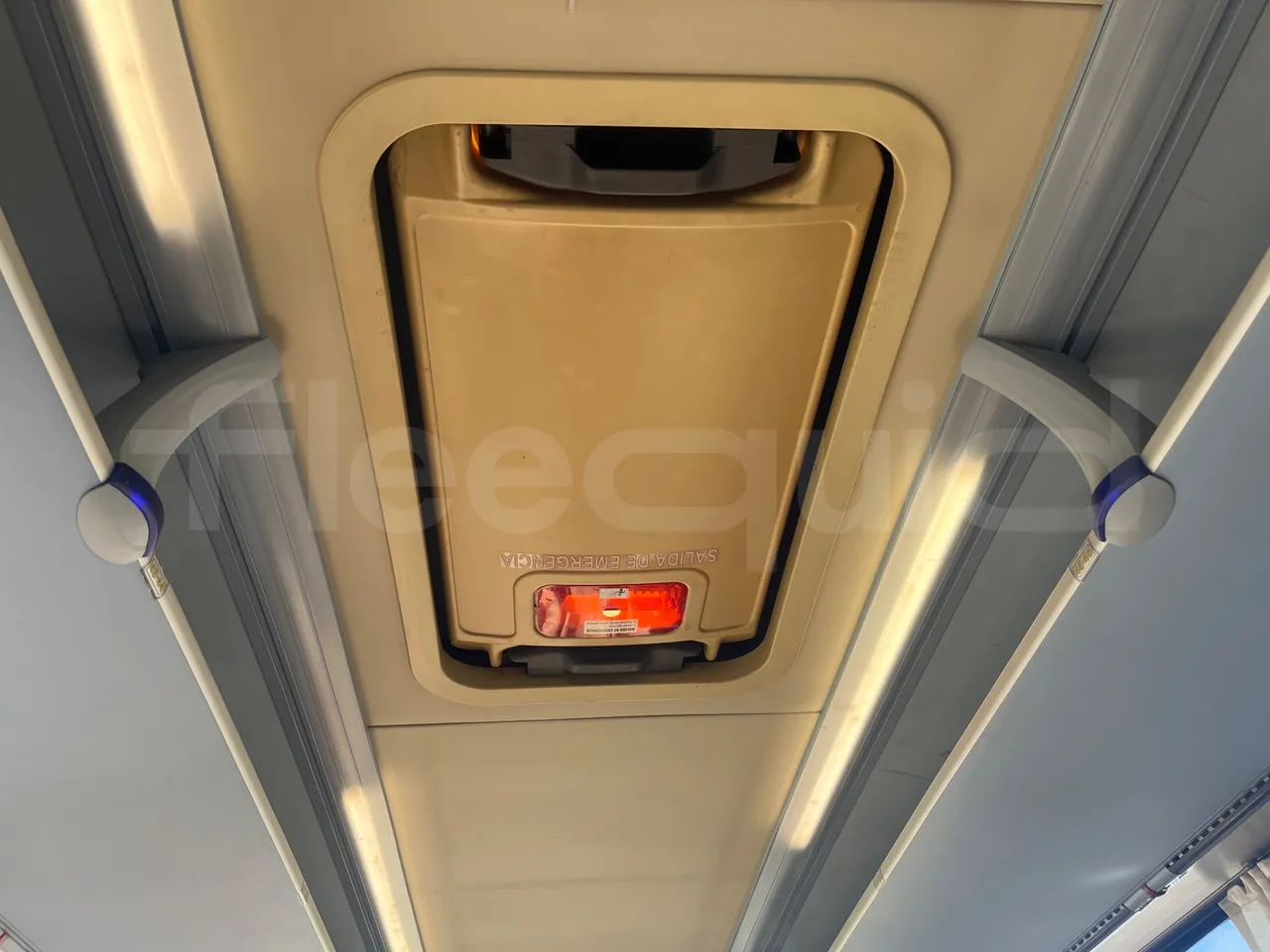Neoplan N2216 N2216/3 - EUR4 - 324kW - 13.800m - roof hatch 2