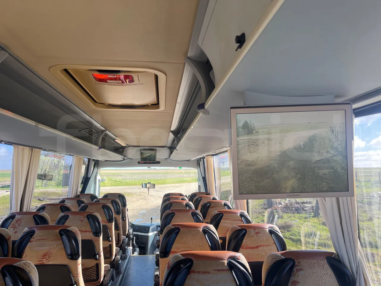 Neoplan N2216 N2216/3 - EUR4 - 324kW - 13.800m - monitor detail photo