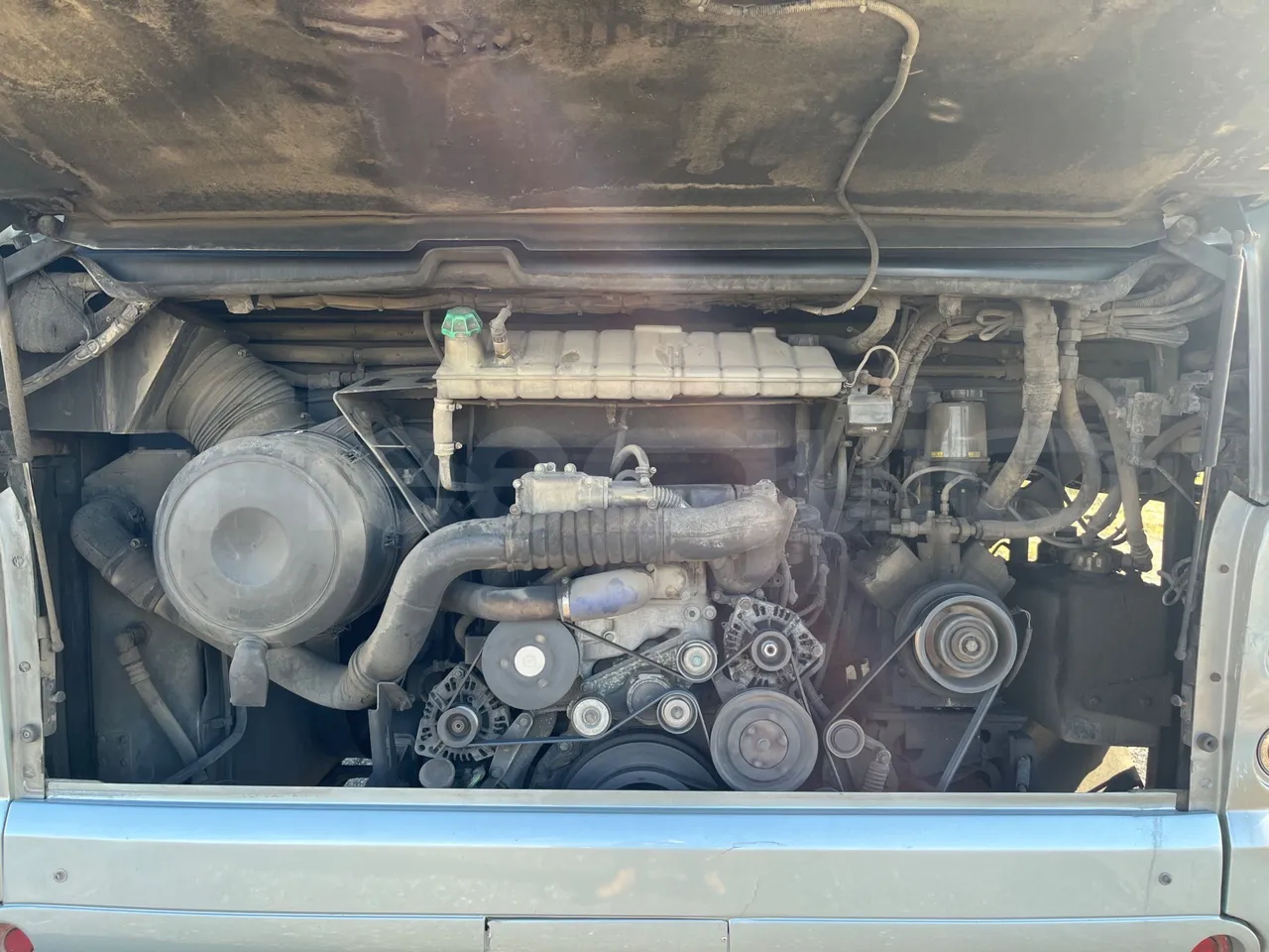 Neoplan N2216 N2216/3 - EUR4 - 324kW - 13.800m - rear hatch open