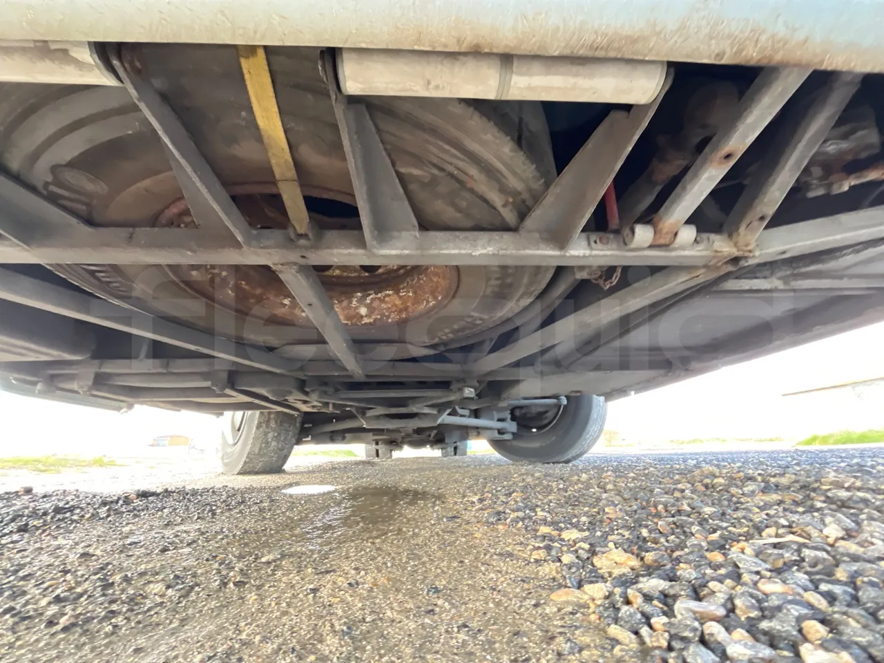 Neoplan N2216 N2216/3 - EUR4 - 324kW - 13.800m - front undercarriage from front