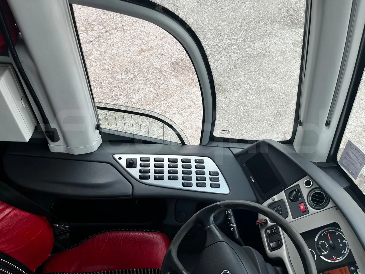 Irizar i6 12.35 - EUR6 - 305kW - 12.200m - onboard devices 3