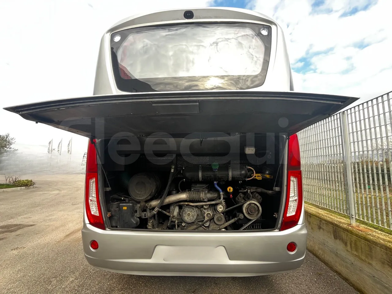 Irizar i6 12.35 - EUR6 - 305kW - 12.200m - rear hatch open