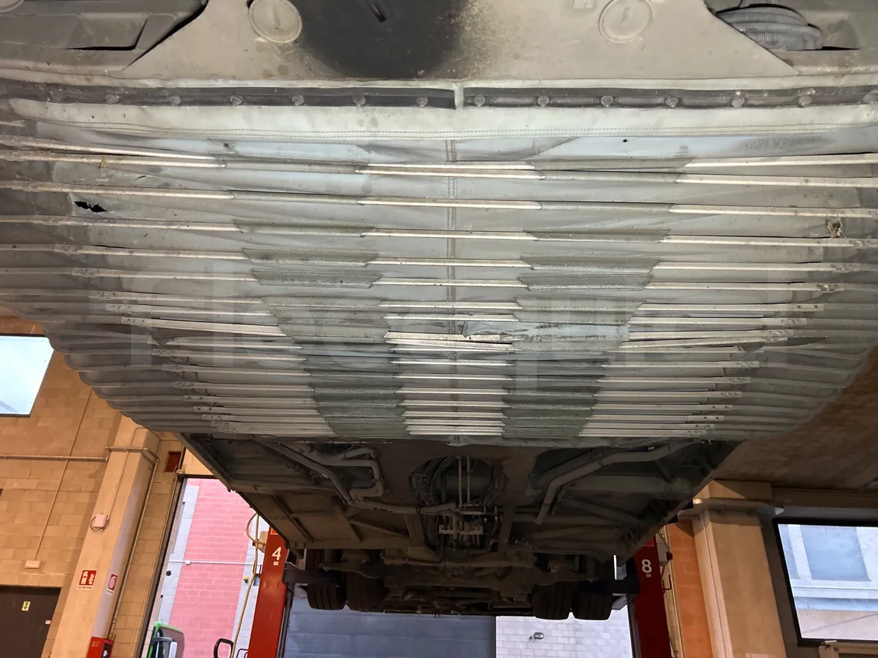 Mercedes-Benz O 530 G- 3P - Euro5 - 260kW - 17.940mt - bellows turntable (18m)