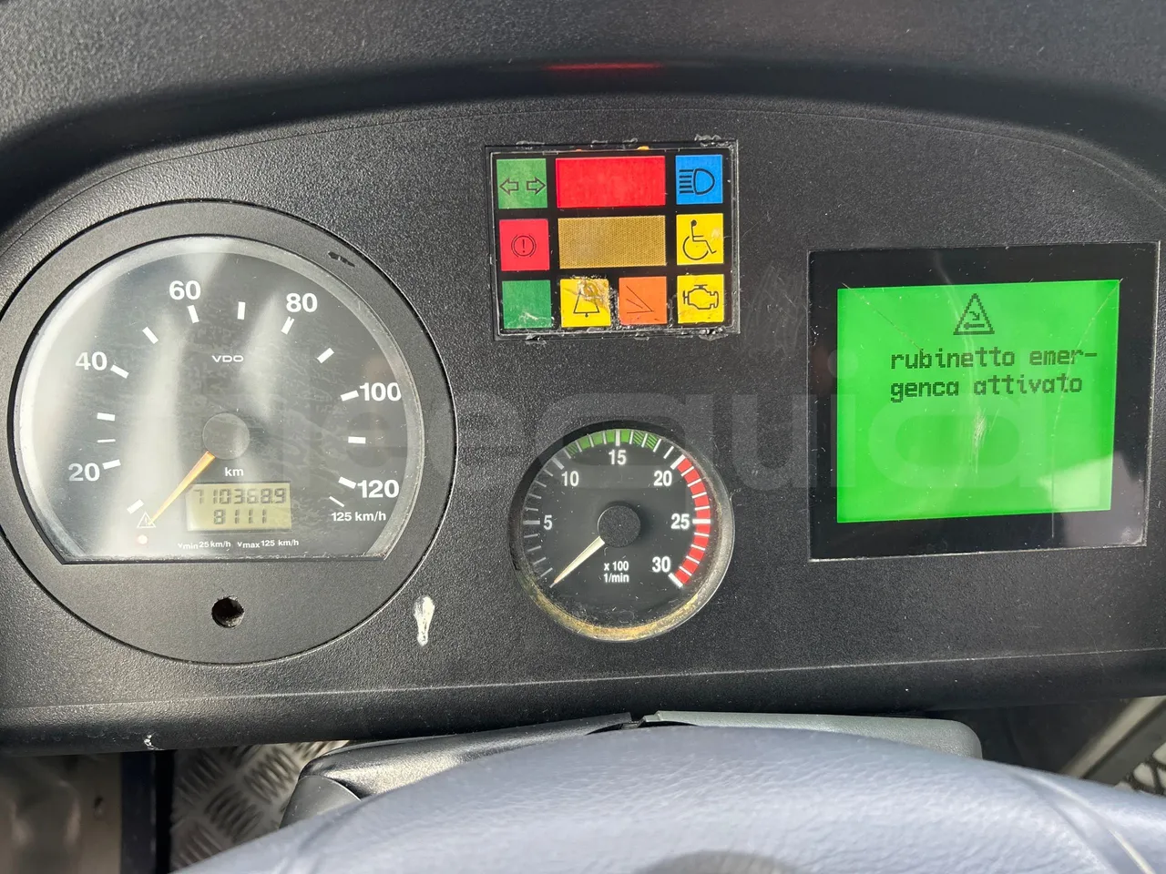 Mercedes-Benz O 530 G- 3P - Euro5 - 260kW - 17.940mt - dashboard lights on