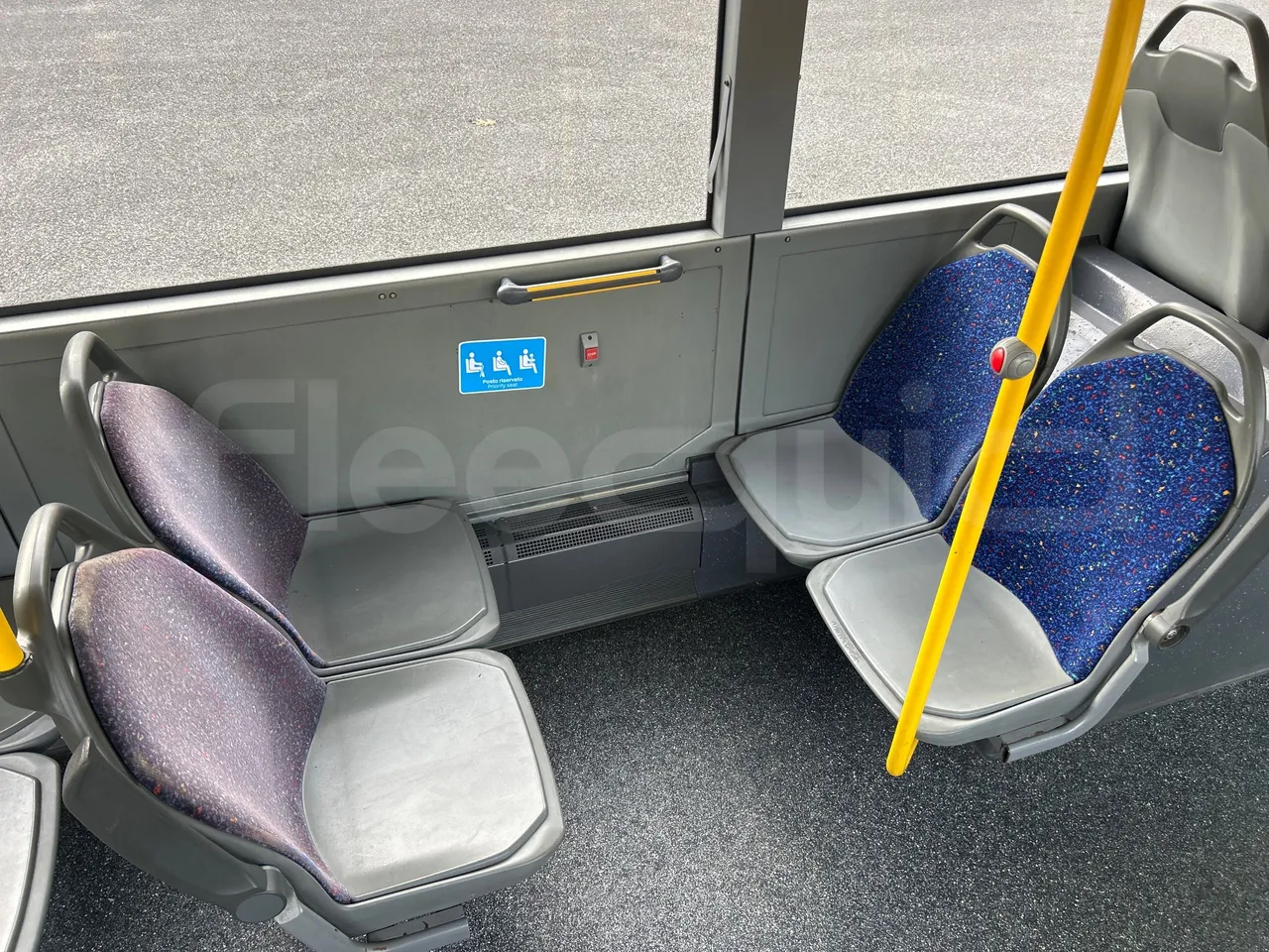 Mercedes-Benz O 530 G- 3P - Euro5 - 260kW - 17.940mt - mesh detail photo