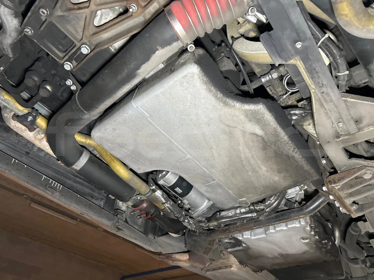 Mercedes-Benz O 530 G- 3P - Euro5 - 260kW - 17.940mt - engine without protection