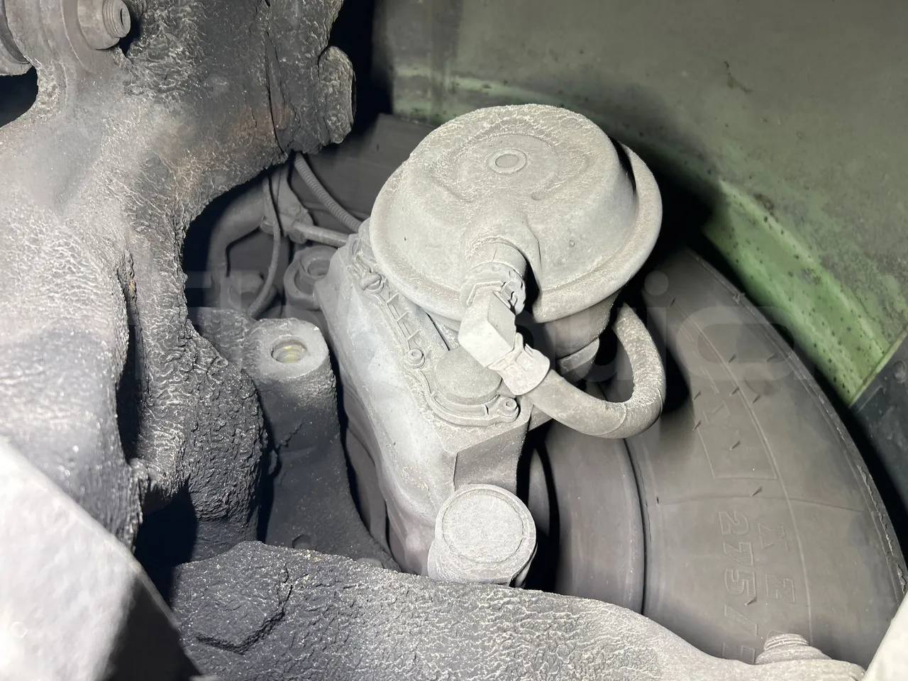 Mercedes-Benz O 530 G- 3P - Euro5 - 260kW - 17.940mt - front brake calipers left