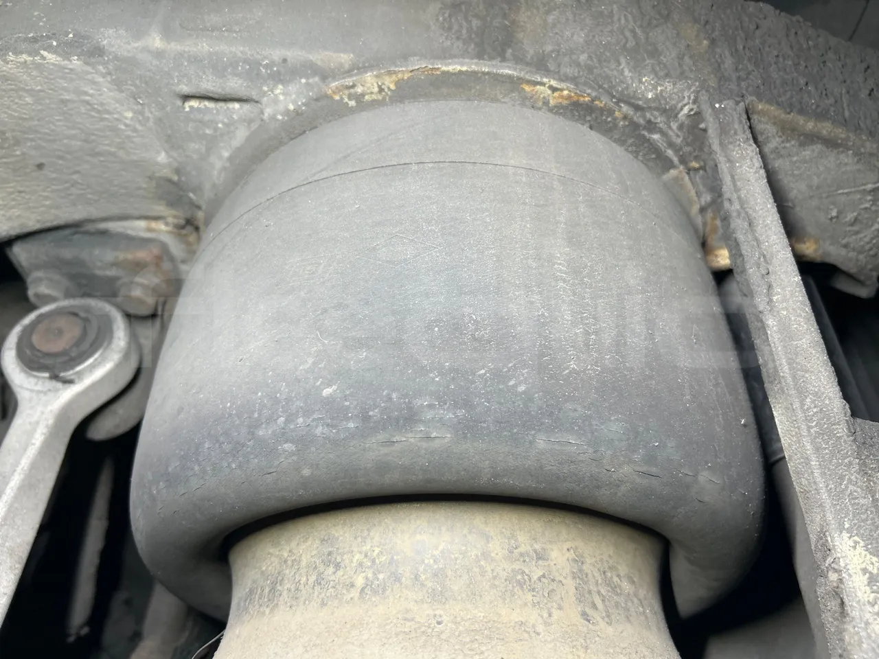 Mercedes-Benz O 530 G- 3P - Euro5 - 260kW - 17.940mt - axle 3 air springs 2 right