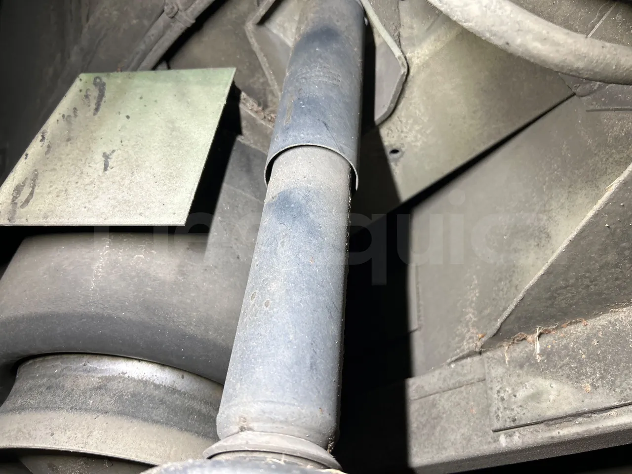 Mercedes-Benz O 530 G- 3P - Euro5 - 260kW - 17.940mt - axle 2 shock absorbers 1 right