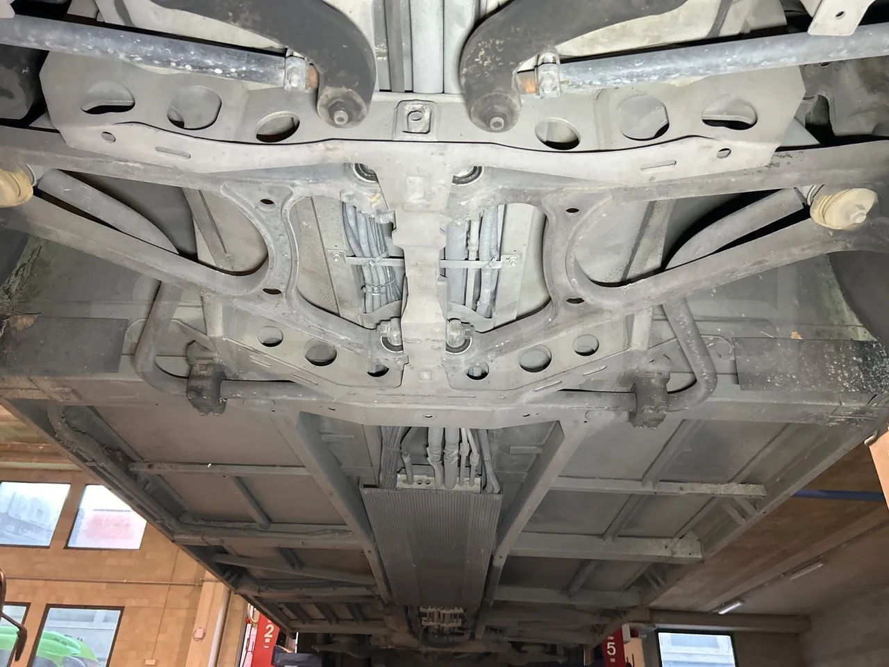 Mercedes-Benz O 530 G- 3P - Euro5 - 260kW - 17.940mt - front axle central