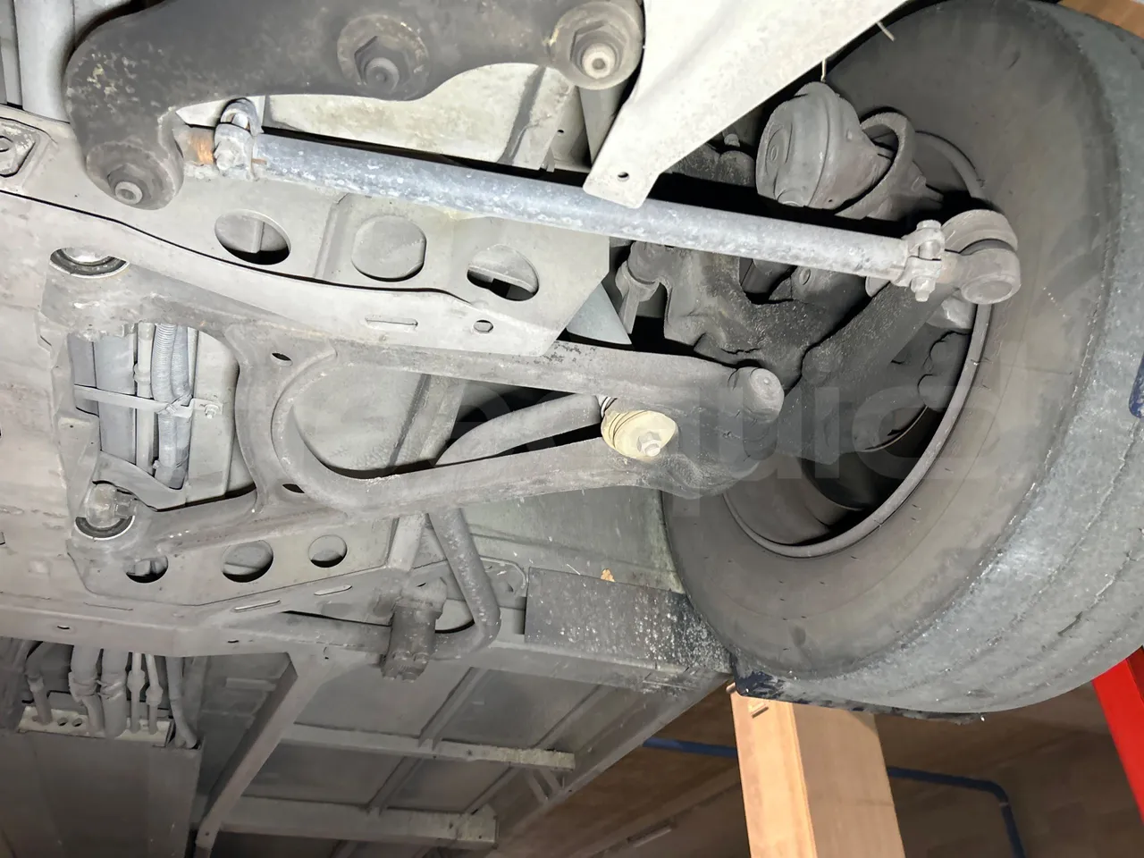 Mercedes-Benz O 530 G- 3P - Euro5 - 260kW - 17.940mt - front axle left side