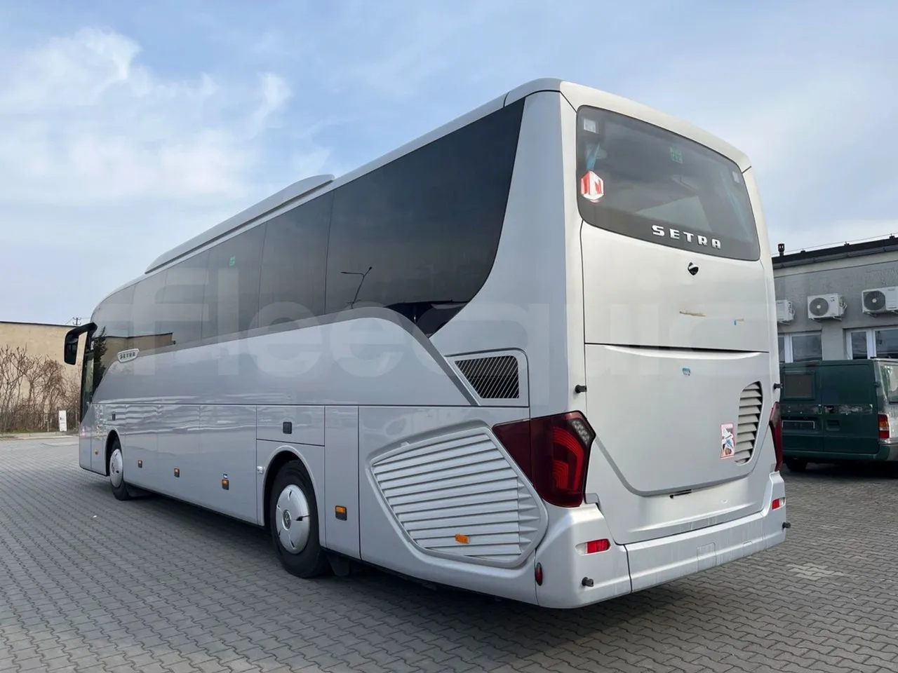Setra S515 410 02 - Euro6 - 315kW - 12.300mt - 3/4 left rear side