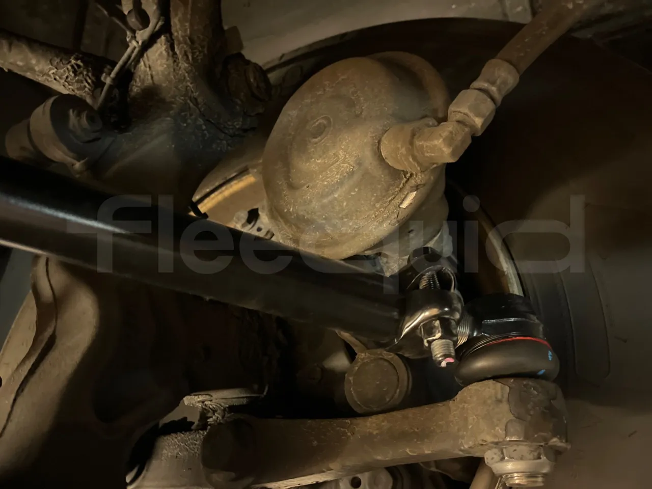 Setra S515 410 02 - Euro6 - 315kW - 12.300mt - front brake calipers left