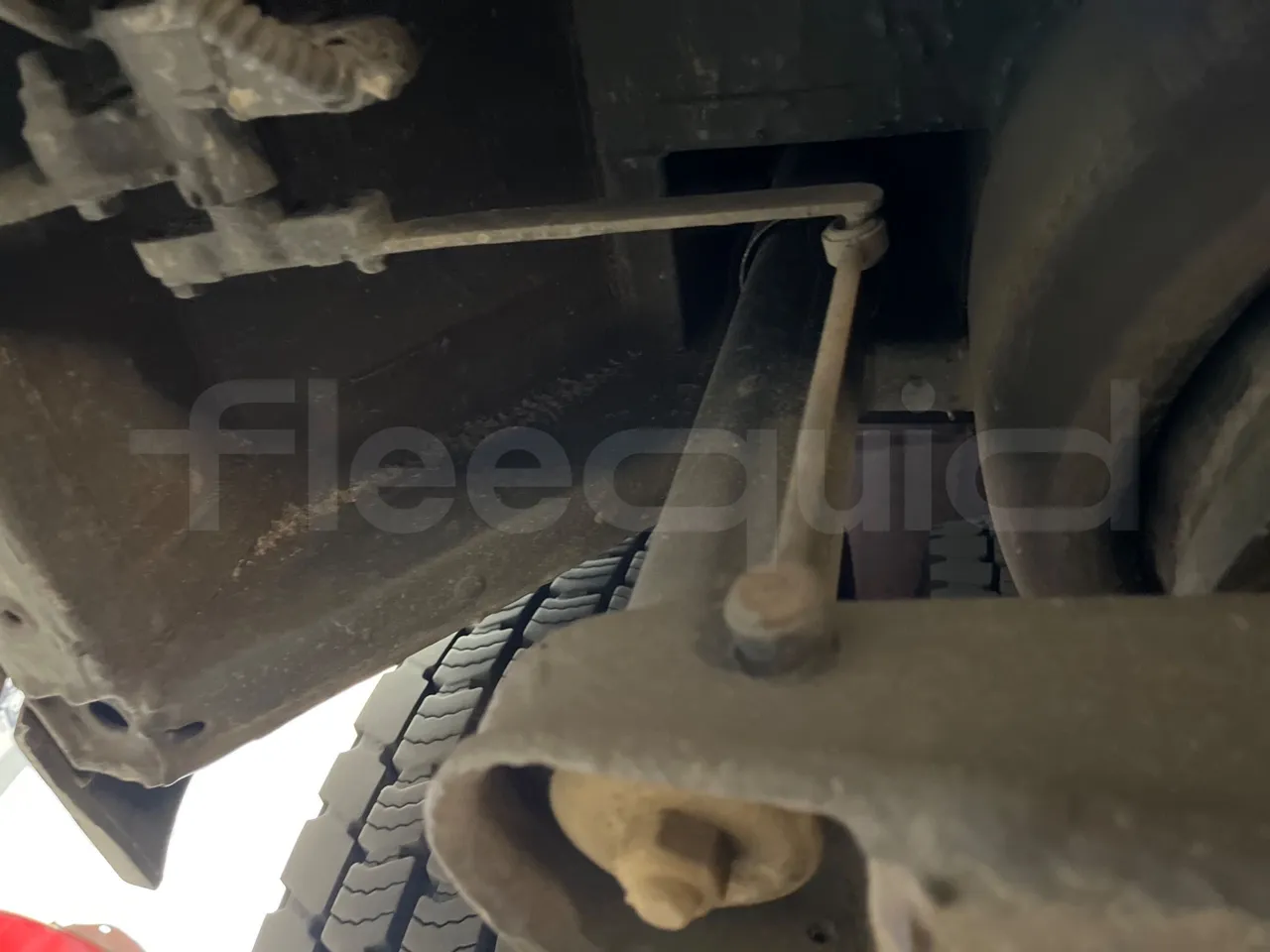 Setra S515 410 02 - Euro6 - 315kW - 12.300mt - axle 2 shock absorbers 1 right