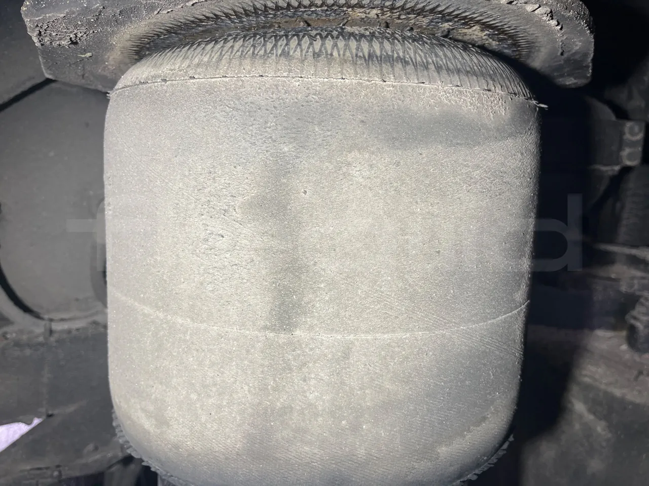 Setra S431 DT - Euro4 - 370kW - 13.890mt - axel 2 air springs 2 left