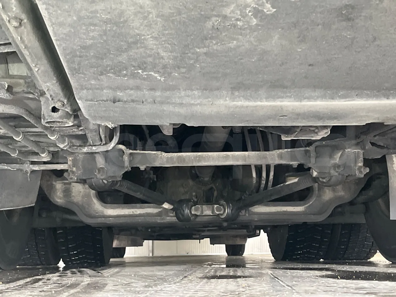 Setra S431 DT - Euro4 - 370kW - 13.890mt - bellows turntable (18m)