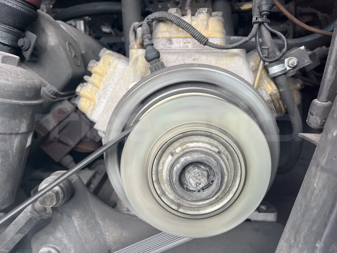 Setra S431 DT - Euro4 - 370kW - 13.890mt - air conditioning compressor