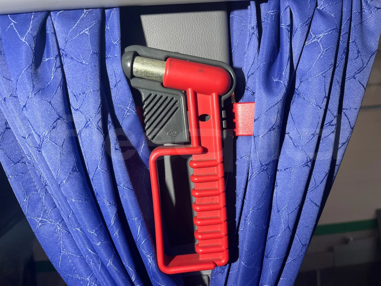 Setra S431 DT - Euro4 - 370kW - 13.890mt - disabled area photo