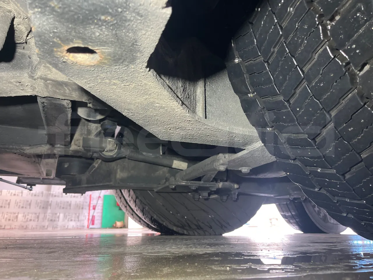 Setra S431 DT - Euro4 - 370kW - 13.890mt - axle 2 discs right