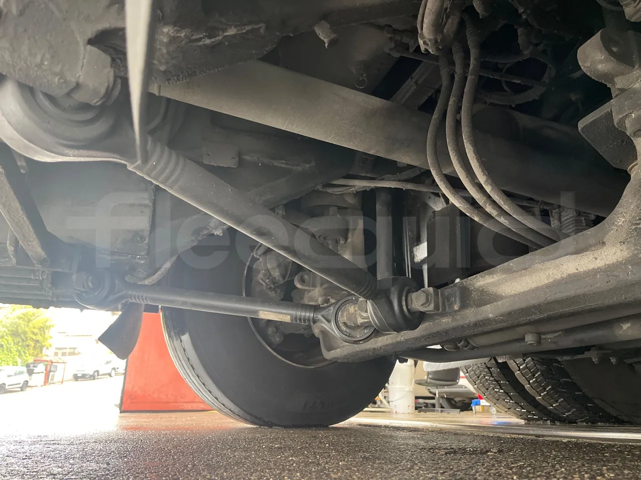 Setra S431 DT - Euro4 - 370kW - 13.890mt - axel 3  discs right